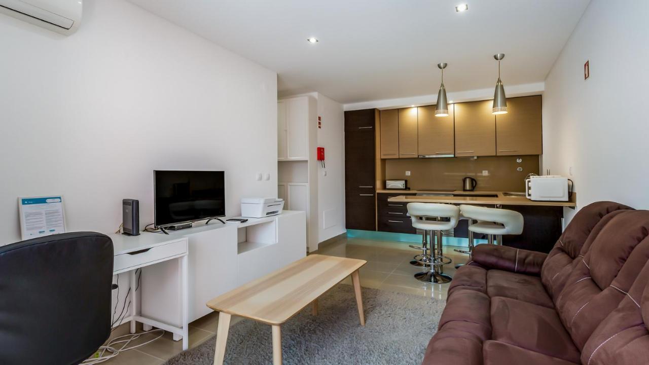 Luminous 2 Bdr Apartment W/Pool By Lovelystay Albufeira Buitenkant foto