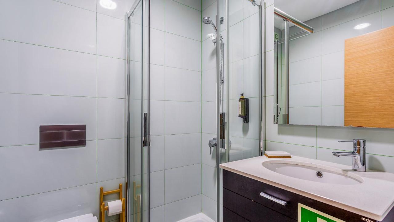 Luminous 2 Bdr Apartment W/Pool By Lovelystay Albufeira Buitenkant foto