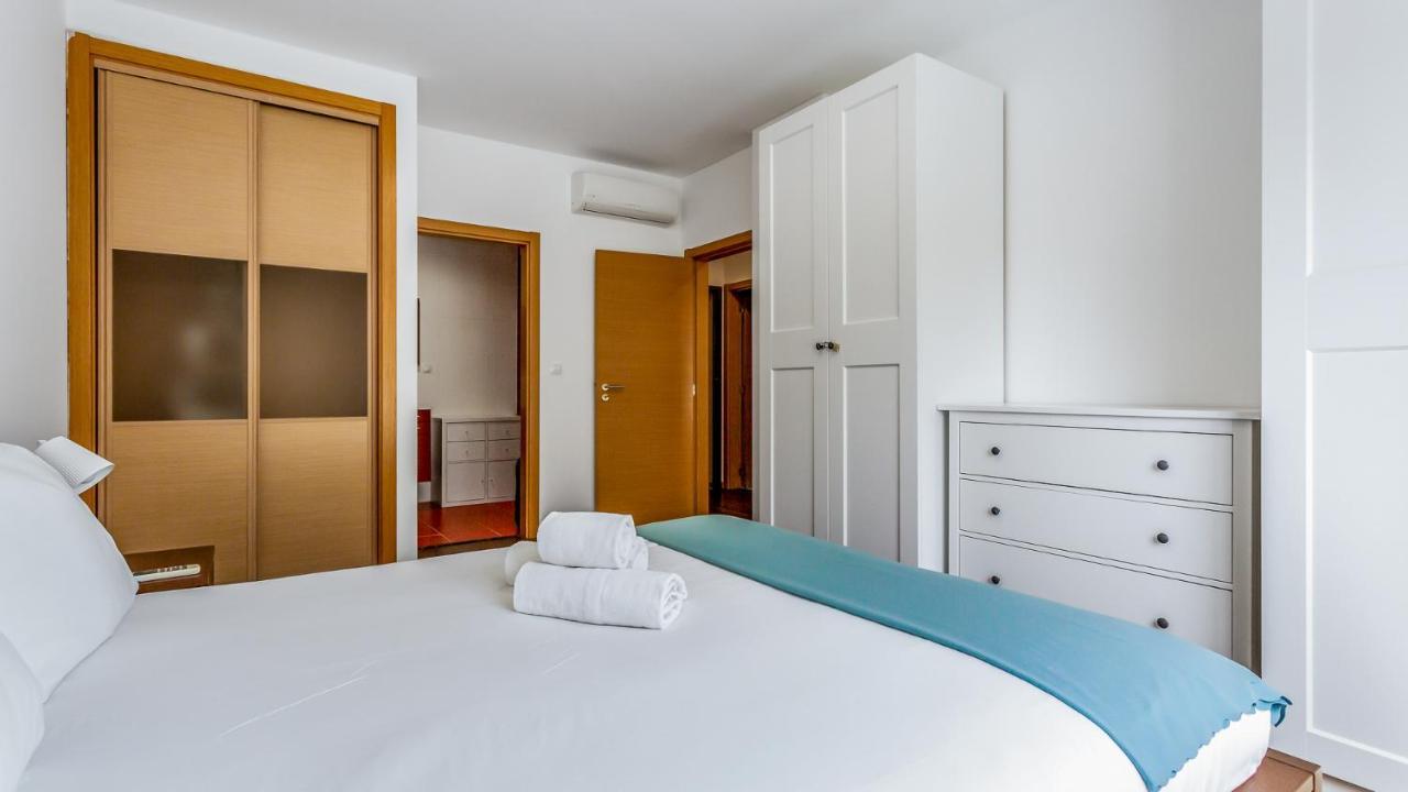 Luminous 2 Bdr Apartment W/Pool By Lovelystay Albufeira Buitenkant foto